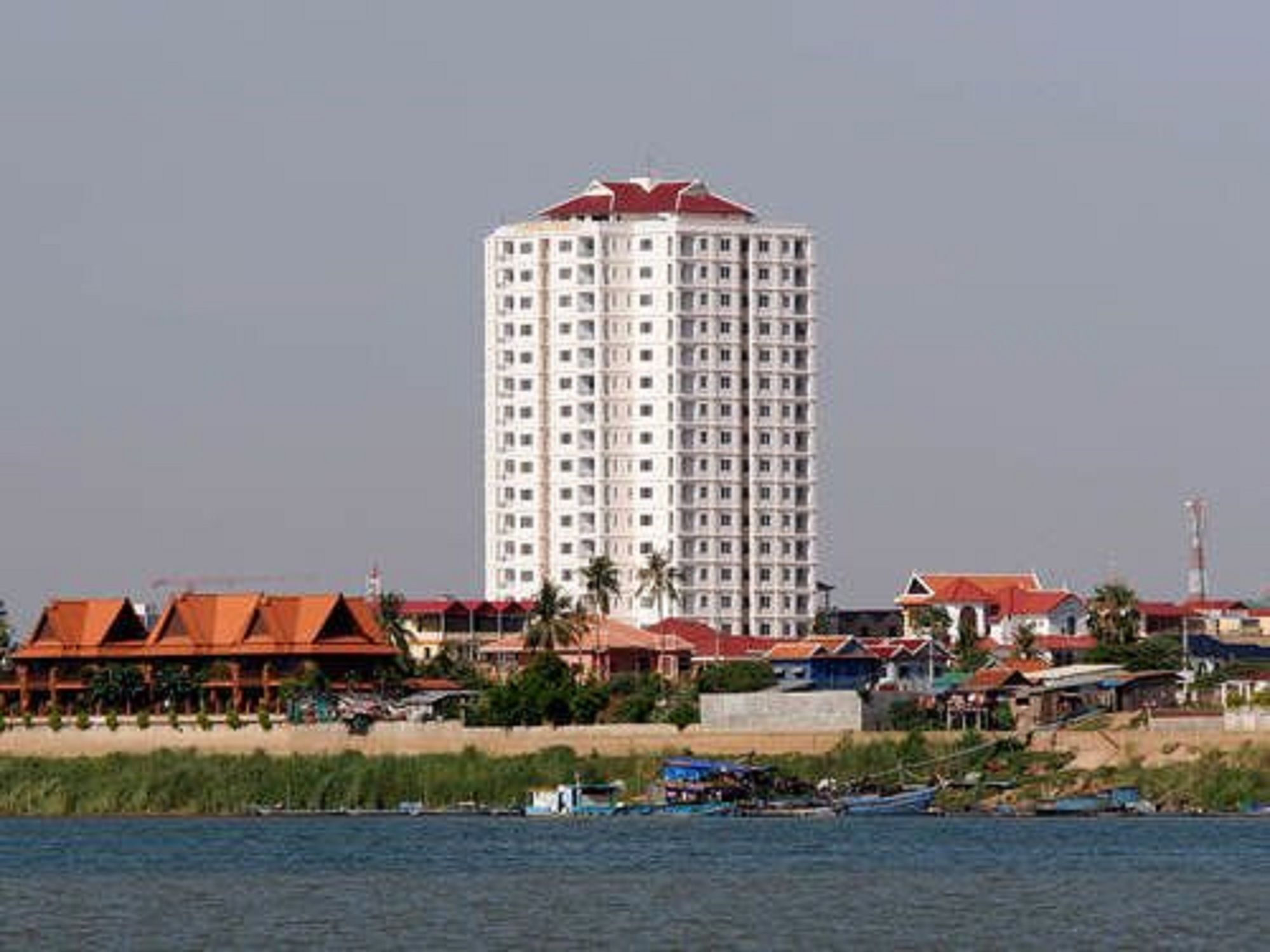 Mekongview 1 Condotel พนมเปญ ภายนอก รูปภาพ