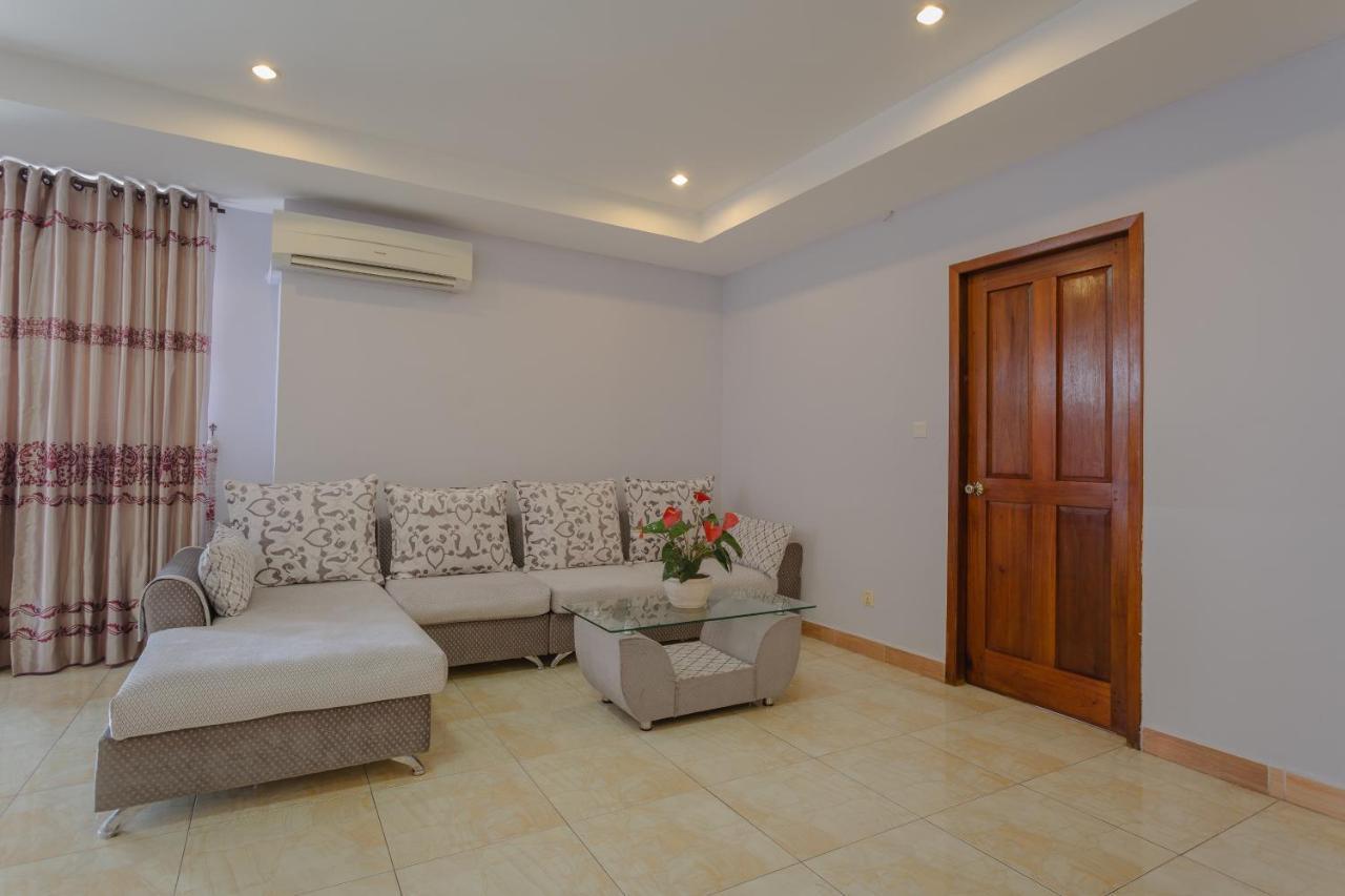 Mekongview 1 Condotel พนมเปญ ภายนอก รูปภาพ