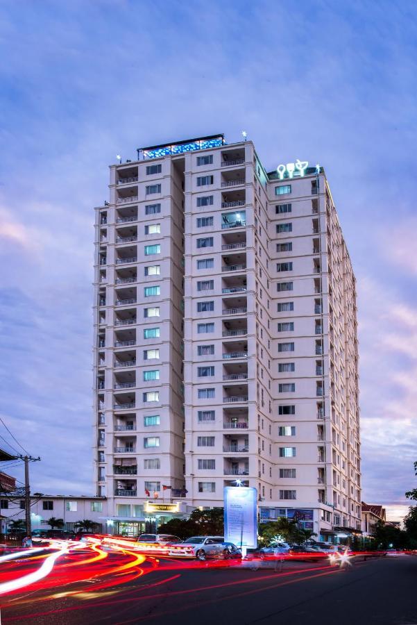 Mekongview 1 Condotel พนมเปญ ภายนอก รูปภาพ