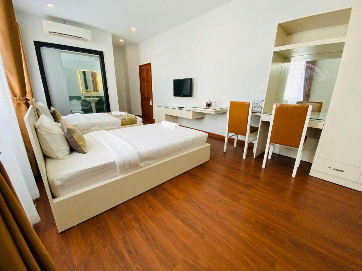 Mekongview 1 Condotel พนมเปญ ภายนอก รูปภาพ